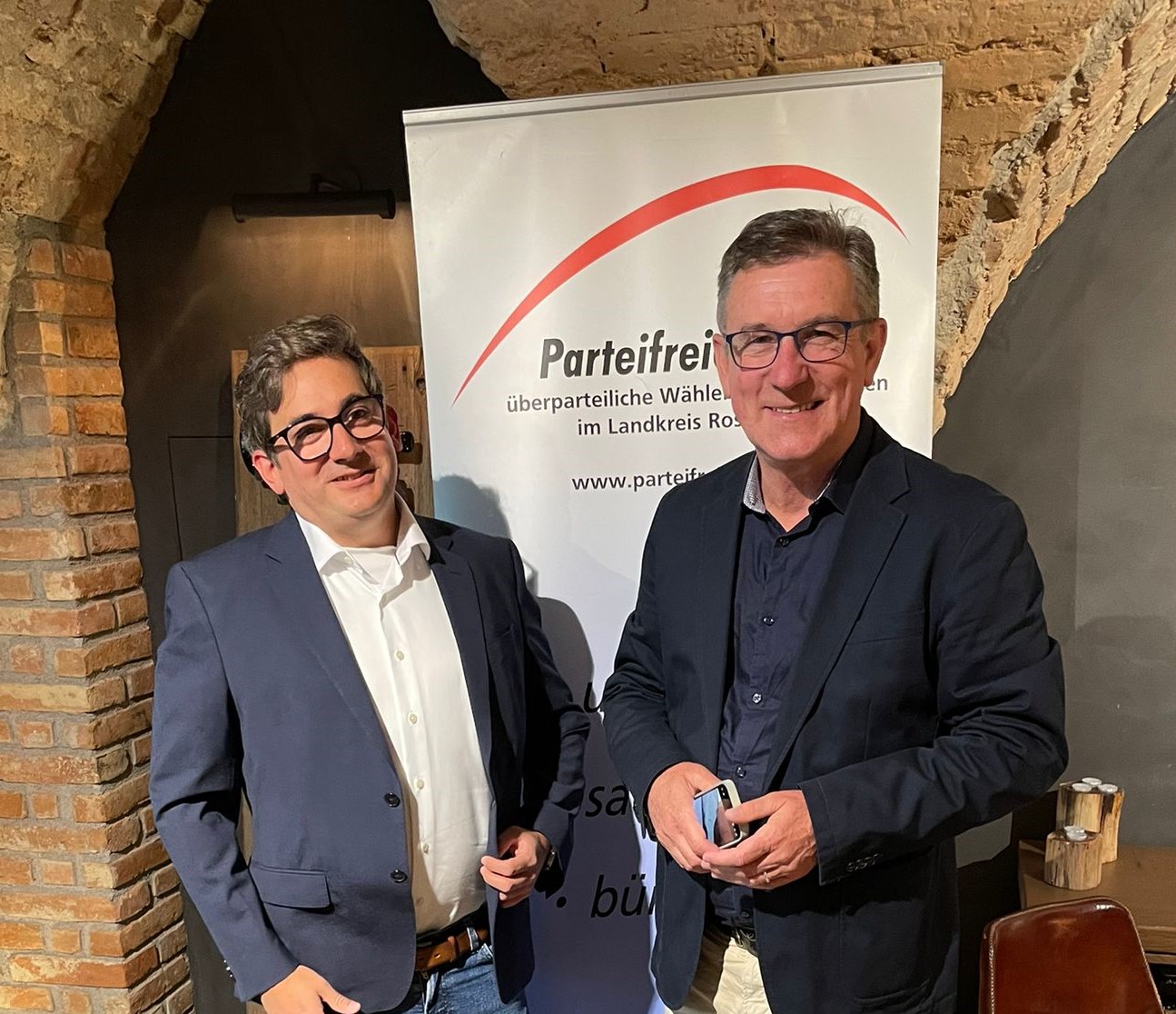 Du betrachtest gerade Parteifreie Bad Aibling treten dem Kreisverband Parteifreie/ÜWG bei